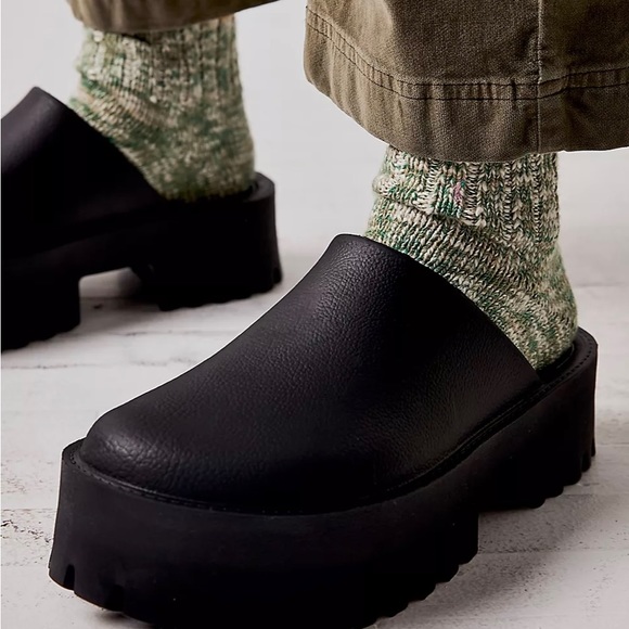 Jeffrey Campbell Clogge Clog NWOT - Picture 16 of 16